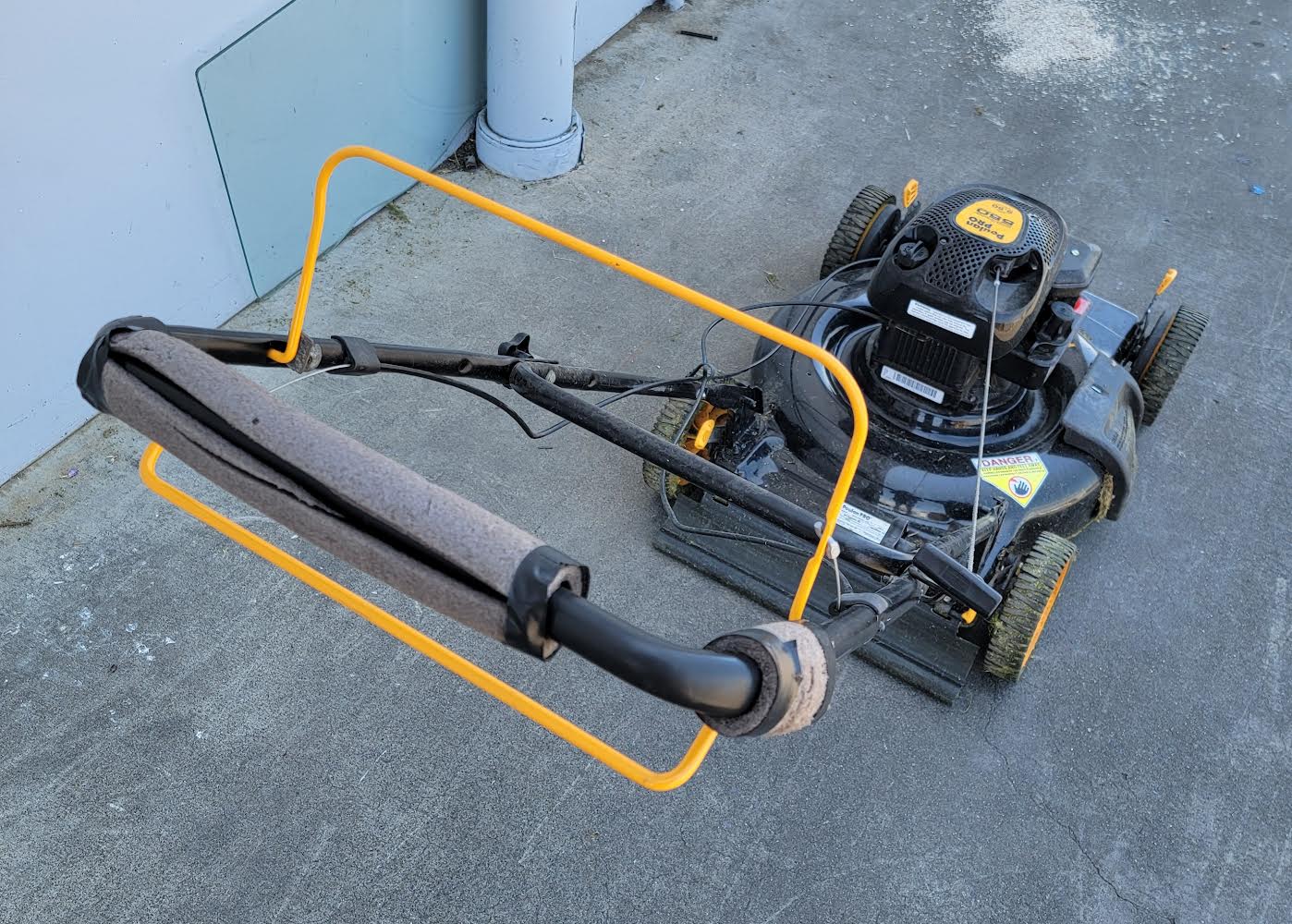 Poulan Pro 550 Series 158 cc Self Propelled Lawn Mower (works)