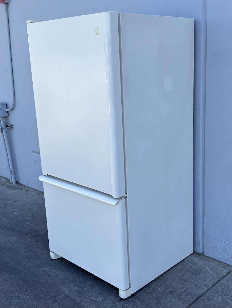 White Maytag plus Refrigerator