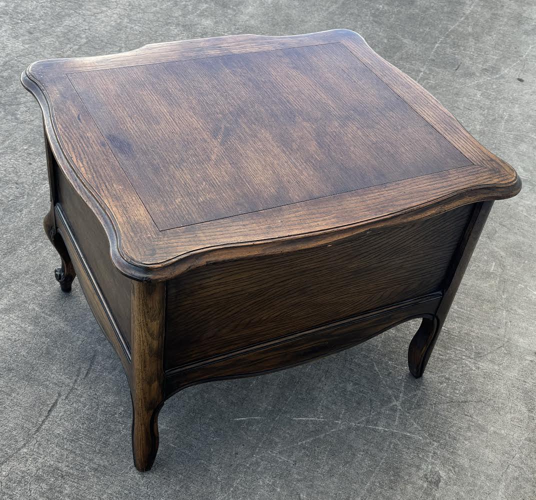 Antique Hekman Night Stand End Table