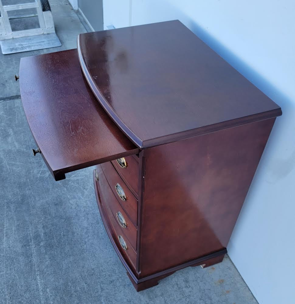 Dark wood mahogany Bombay style dresser/ chest of drawers/ nightstand with slide-out tray