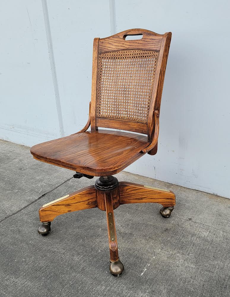 Office wicker back chair on wheels