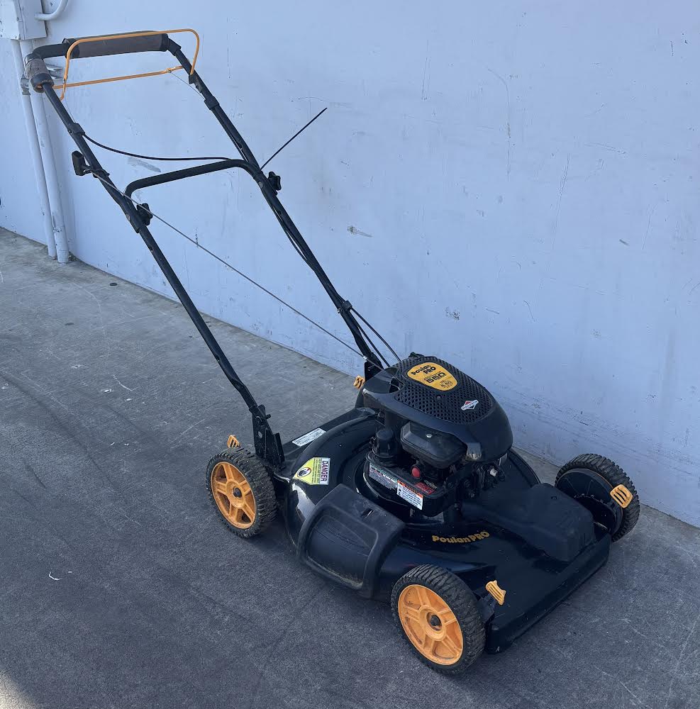 Poulan Pro 550 Series 158 cc Self Propelled Lawn Mower (works)