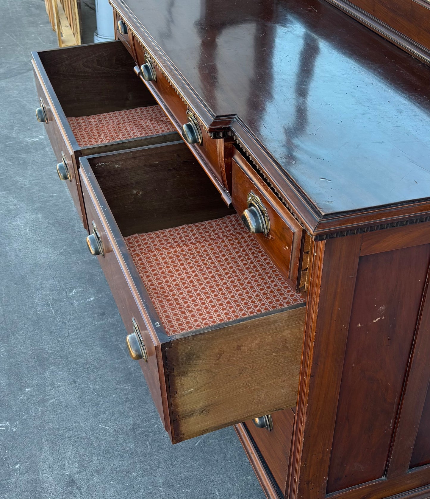 ENGLISH MAHOGANY DRESSER W Mirror