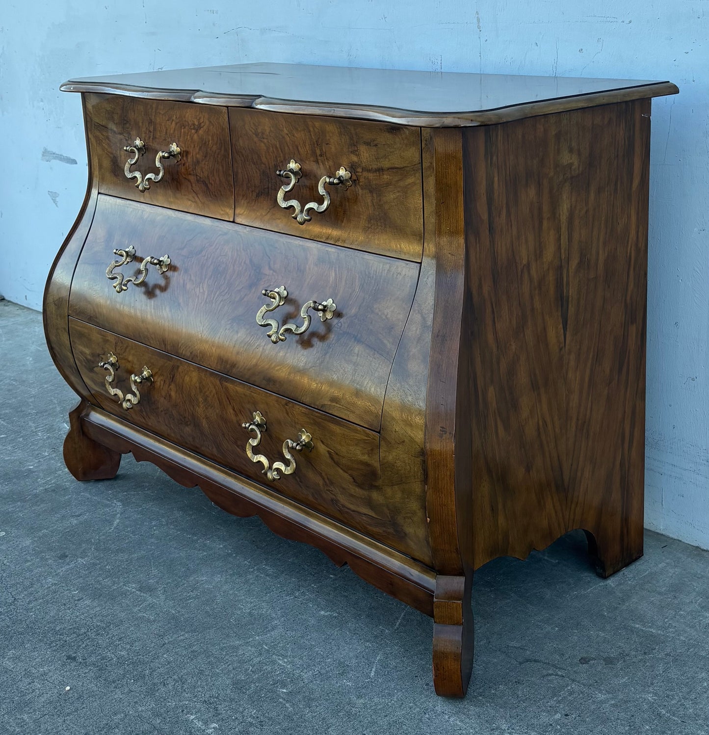 Baker dresser/ chest of drawers