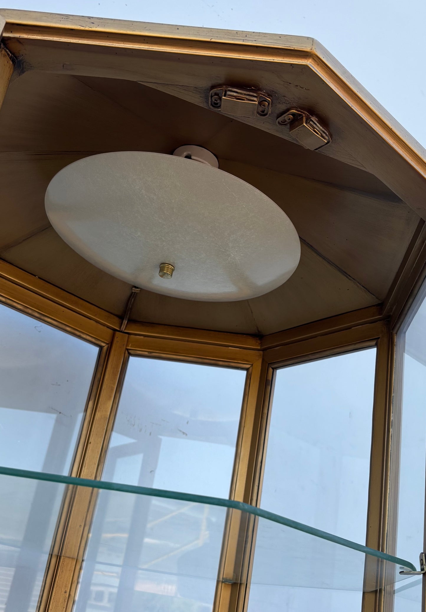 Mid Century Modern Octagonal China Display Cabinet Glass w Light