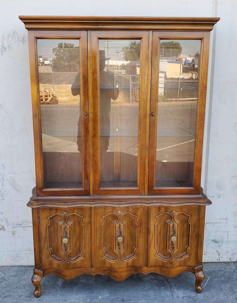 China hutch display cabinet