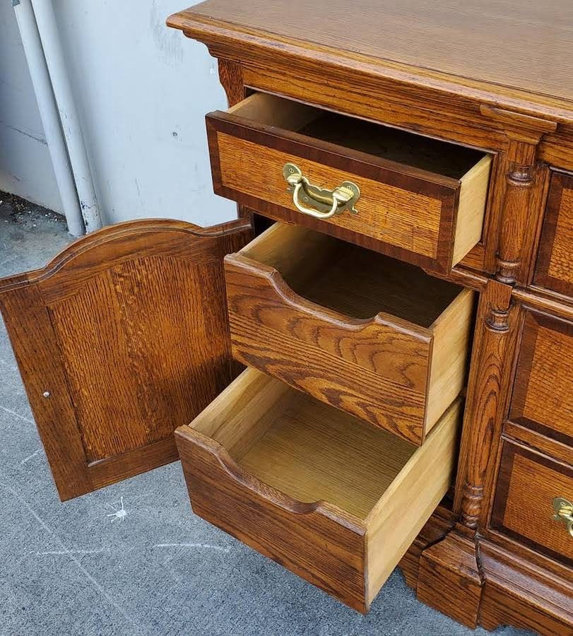 Dresser/buffet/sideboard oak with bevel glass mirror