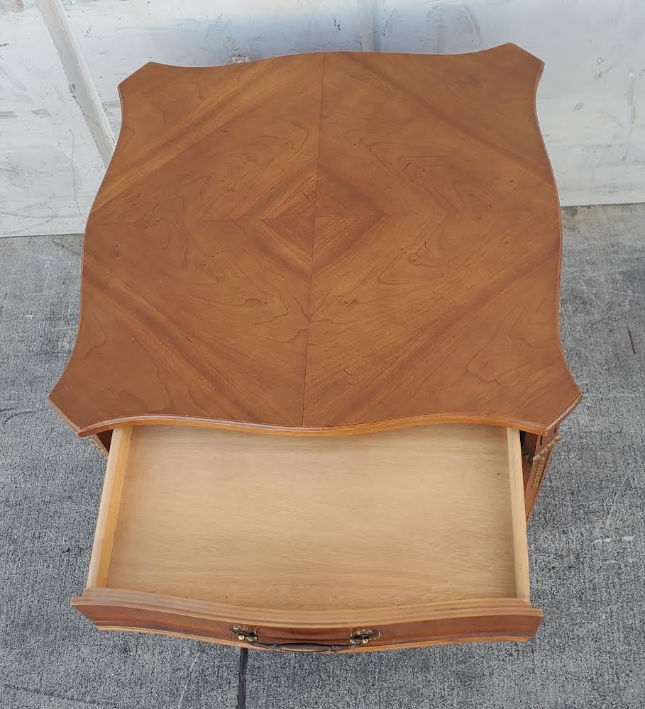 End/side table with drawer light wood French style