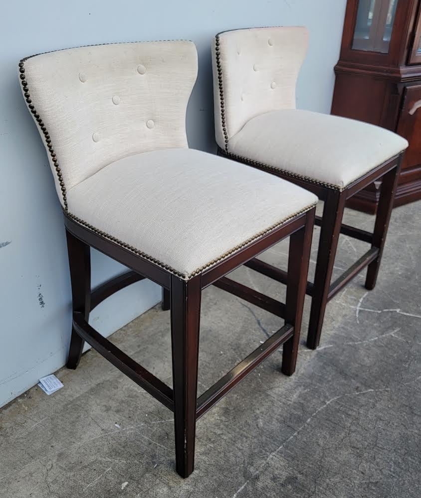 frontgate white/off white bar / counter stools/ chairs (2)