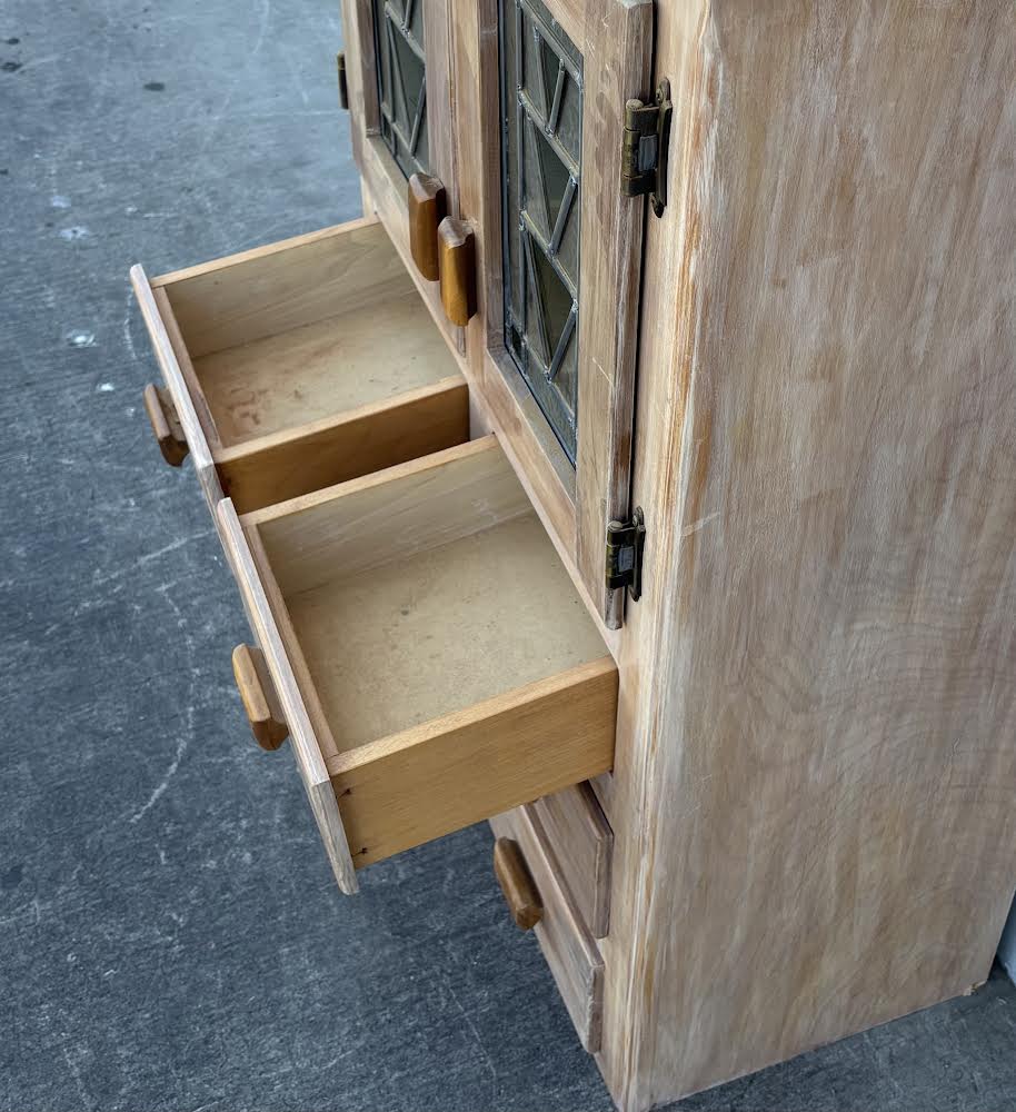 Solid Wood Smaller Hutch with Colored Glass Kitchen Dresser Organizer