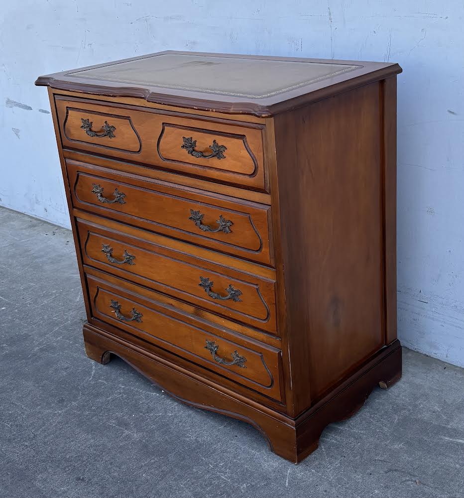4 Drawer French Style Highboy Dresser