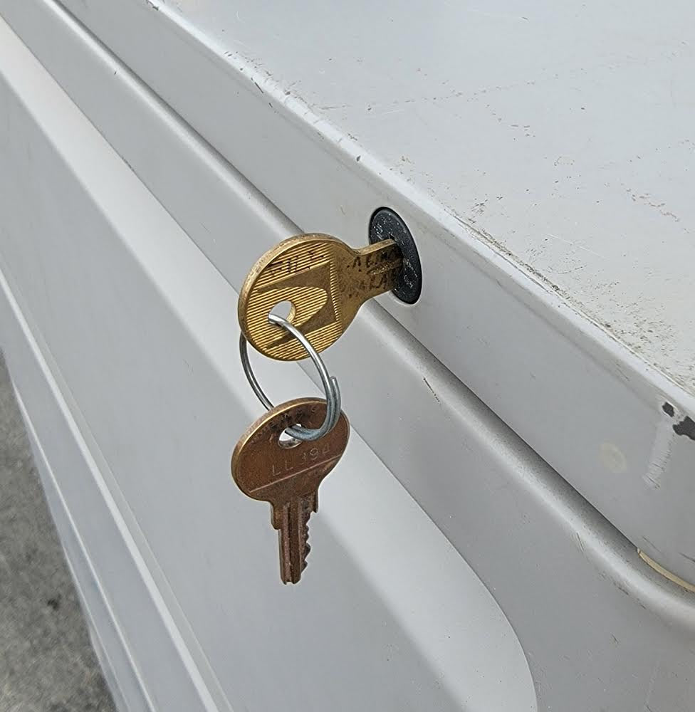 tan lateral file cabinet 4 drawer with keys