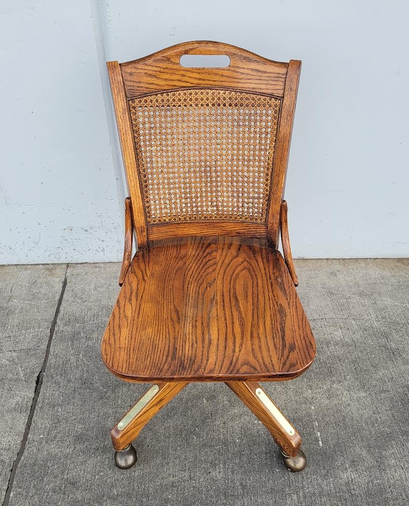 Office wicker back chair on wheels