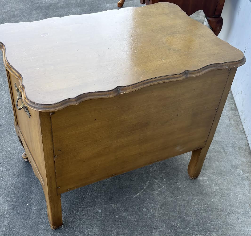 Pair French Bleached Oak Bedside Cabinets nightstands