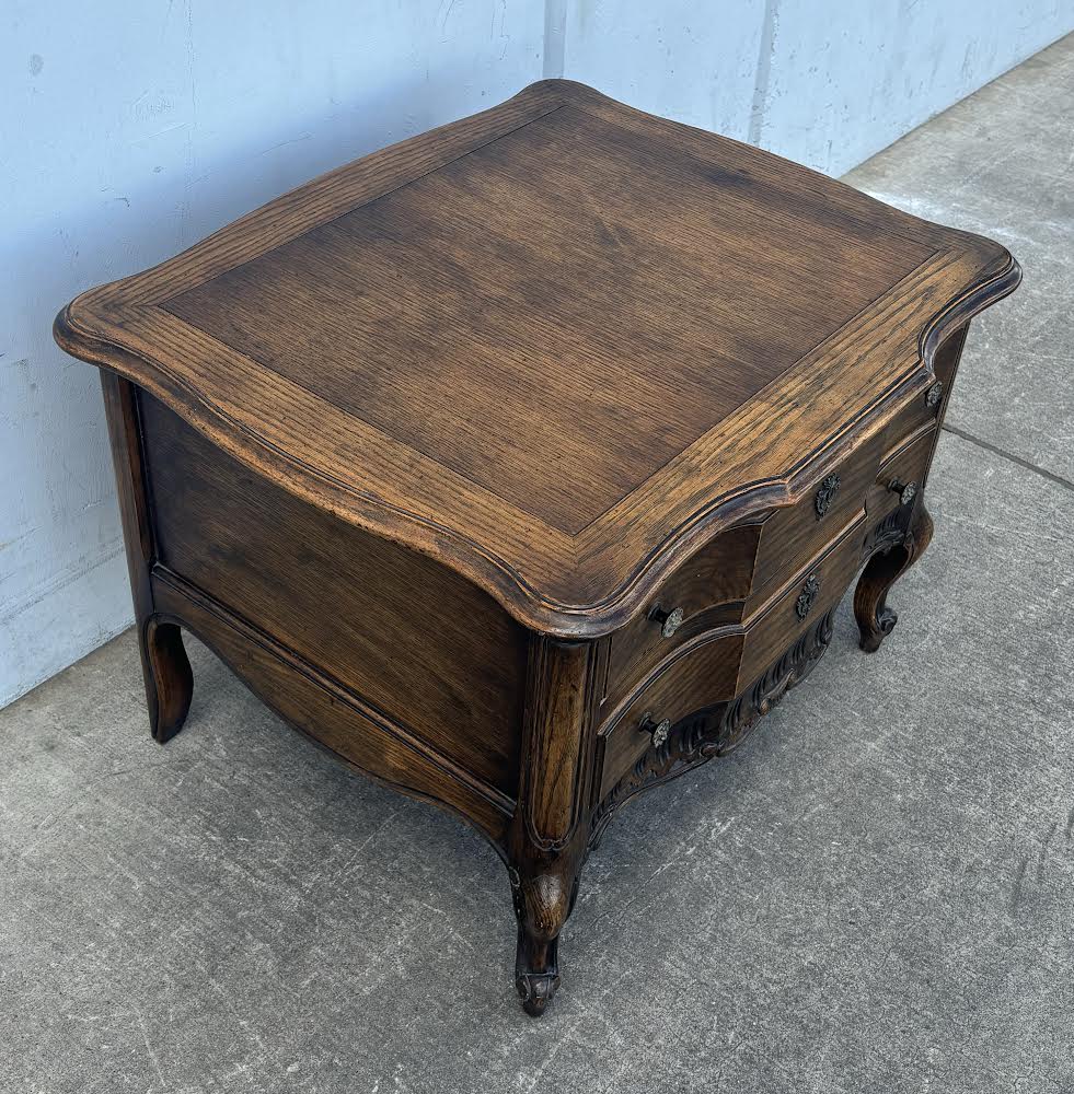 Antique Hekman Night Stand End Table