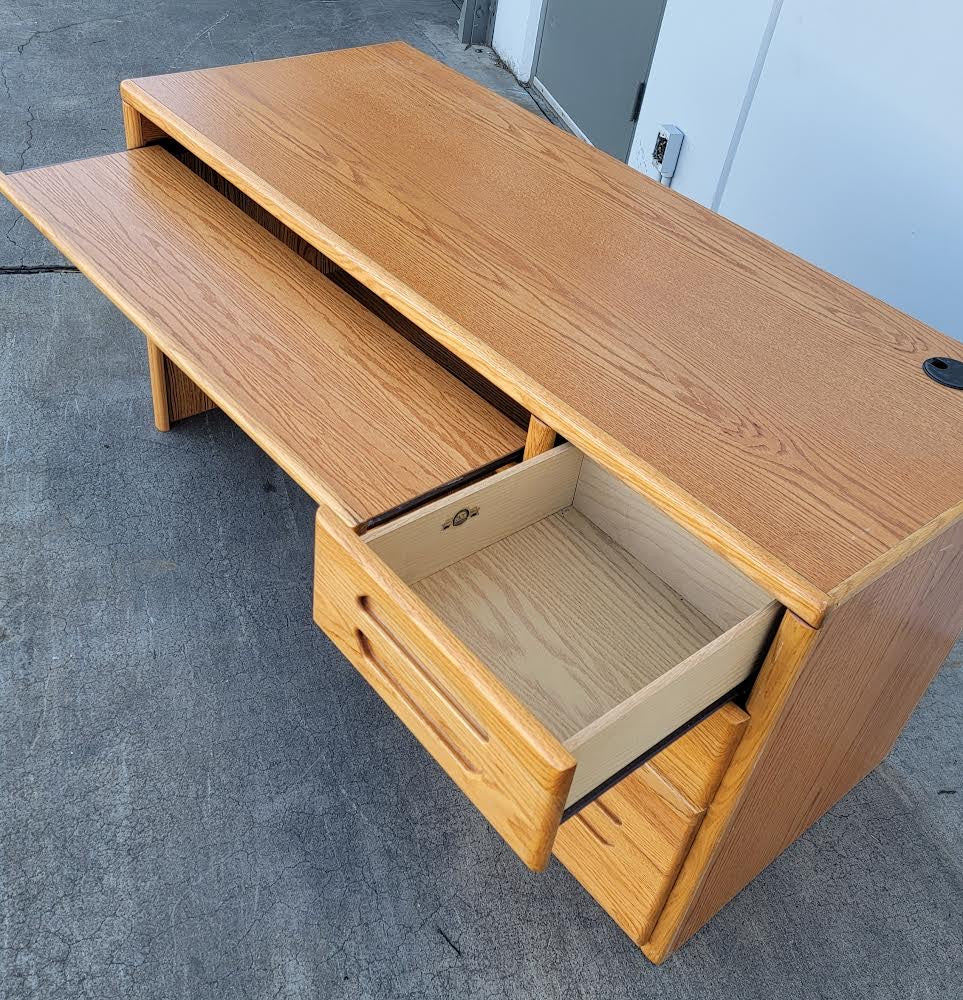 office/ computer desk light wood