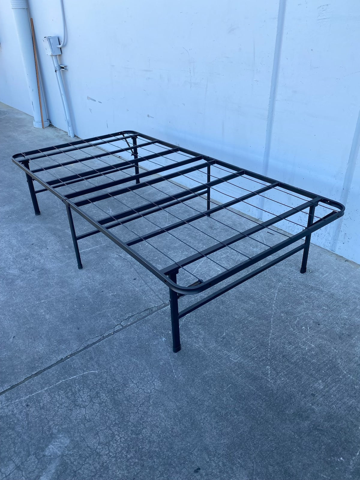 Foldable metal black bed frame base portable bed