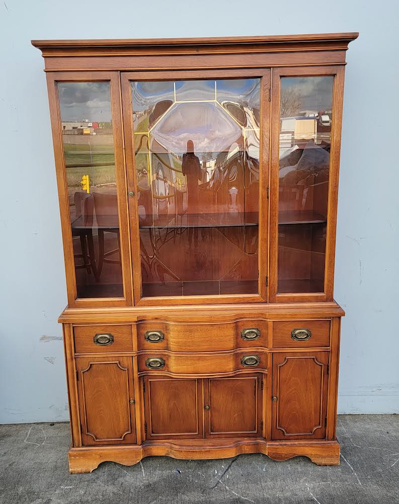 China display cabinet hutch antique/ vintage