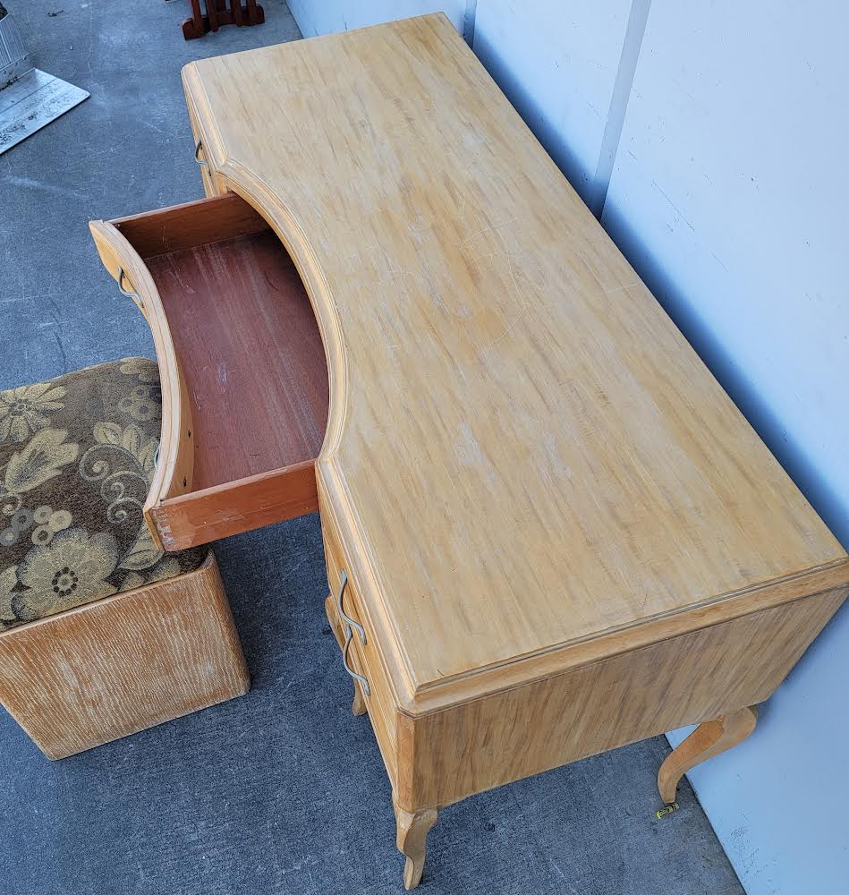 5 Drawer Desk with chair light wood