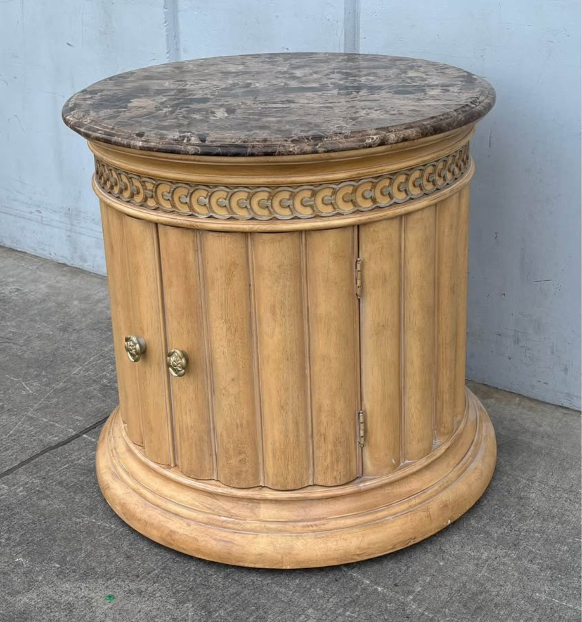 Cream Antiqued White Italian Neoclassical Tuscan Style Round Accent Storage End Table GraniteTop