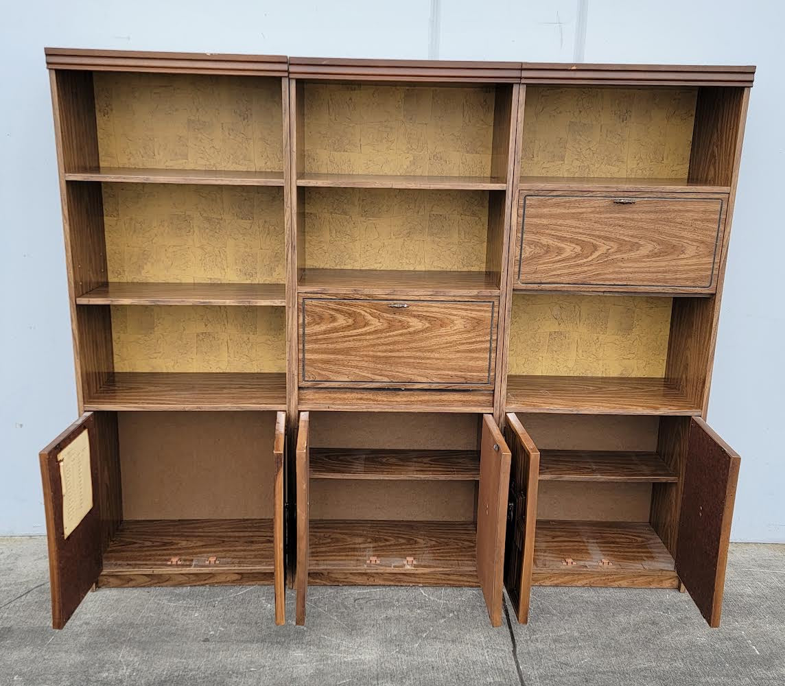bookcases/ bookshelves cabinet wall unit vintage