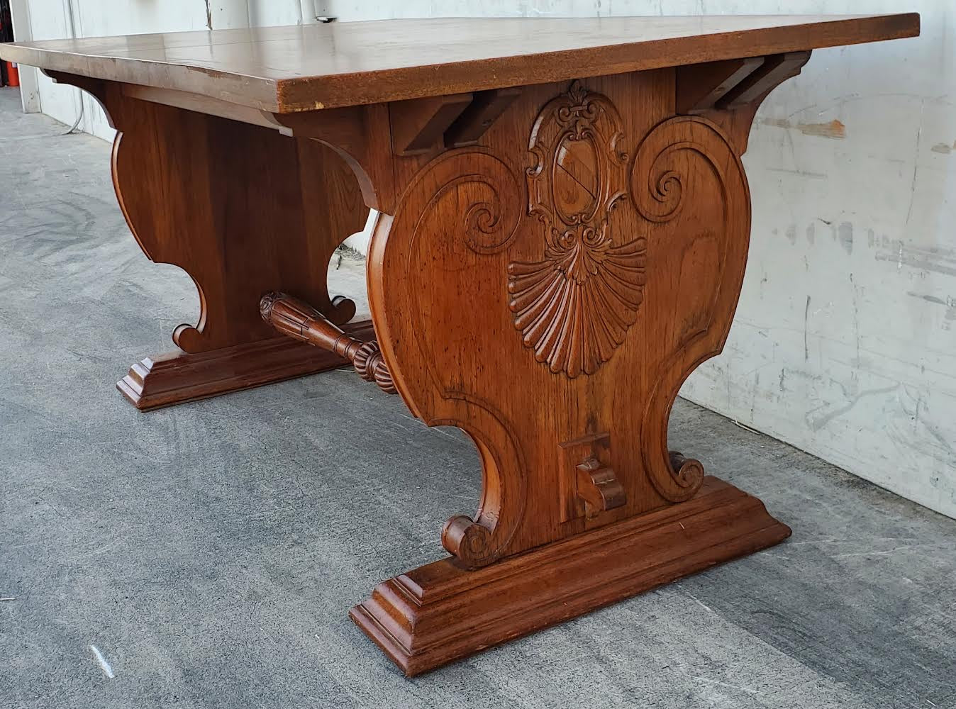 dining table trestle style antique/vintage