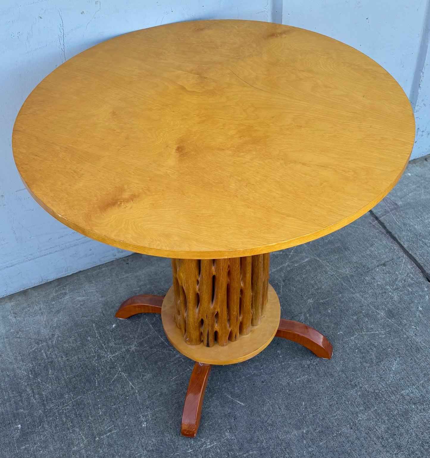 Small Area Table Round Wood