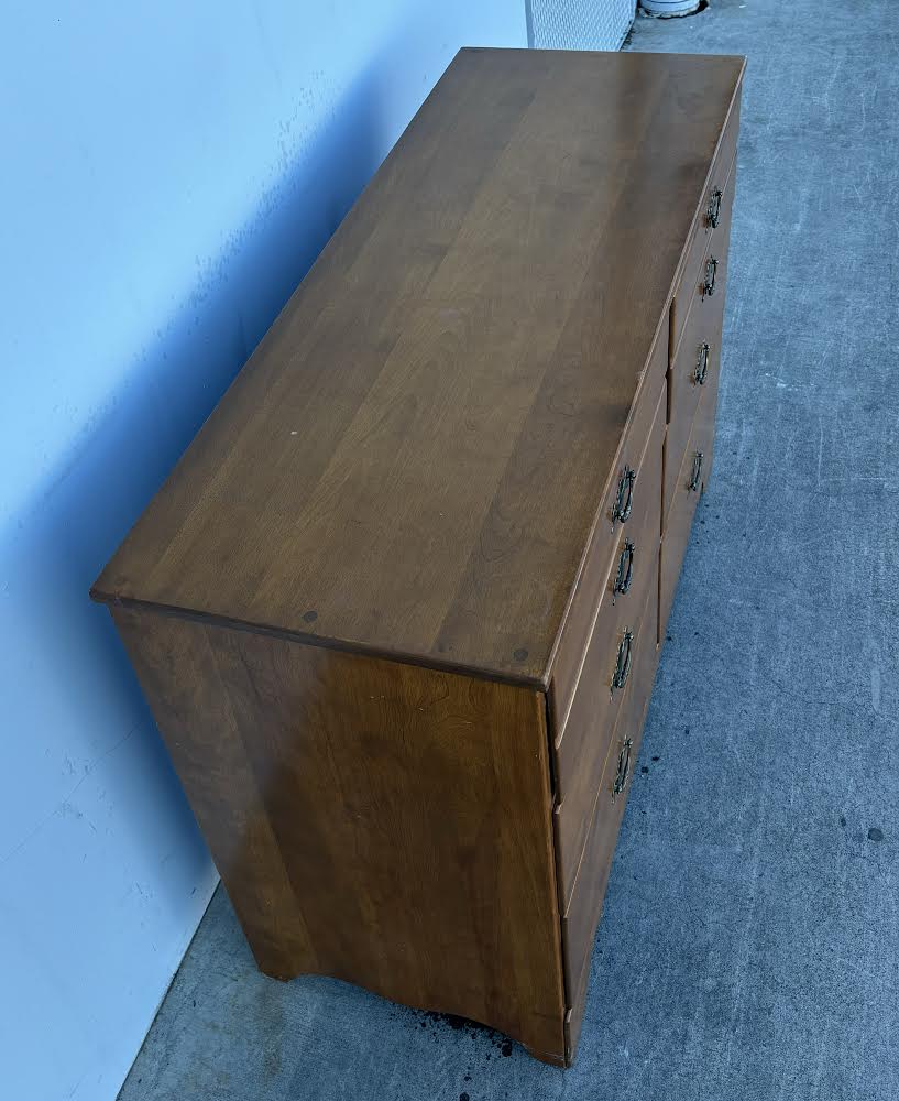Baumritter Ethan Allen Heirloom American Maple Dresser Chest of Drawer