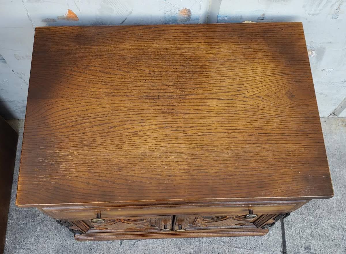 Dresser/tallboy and nightstand set
