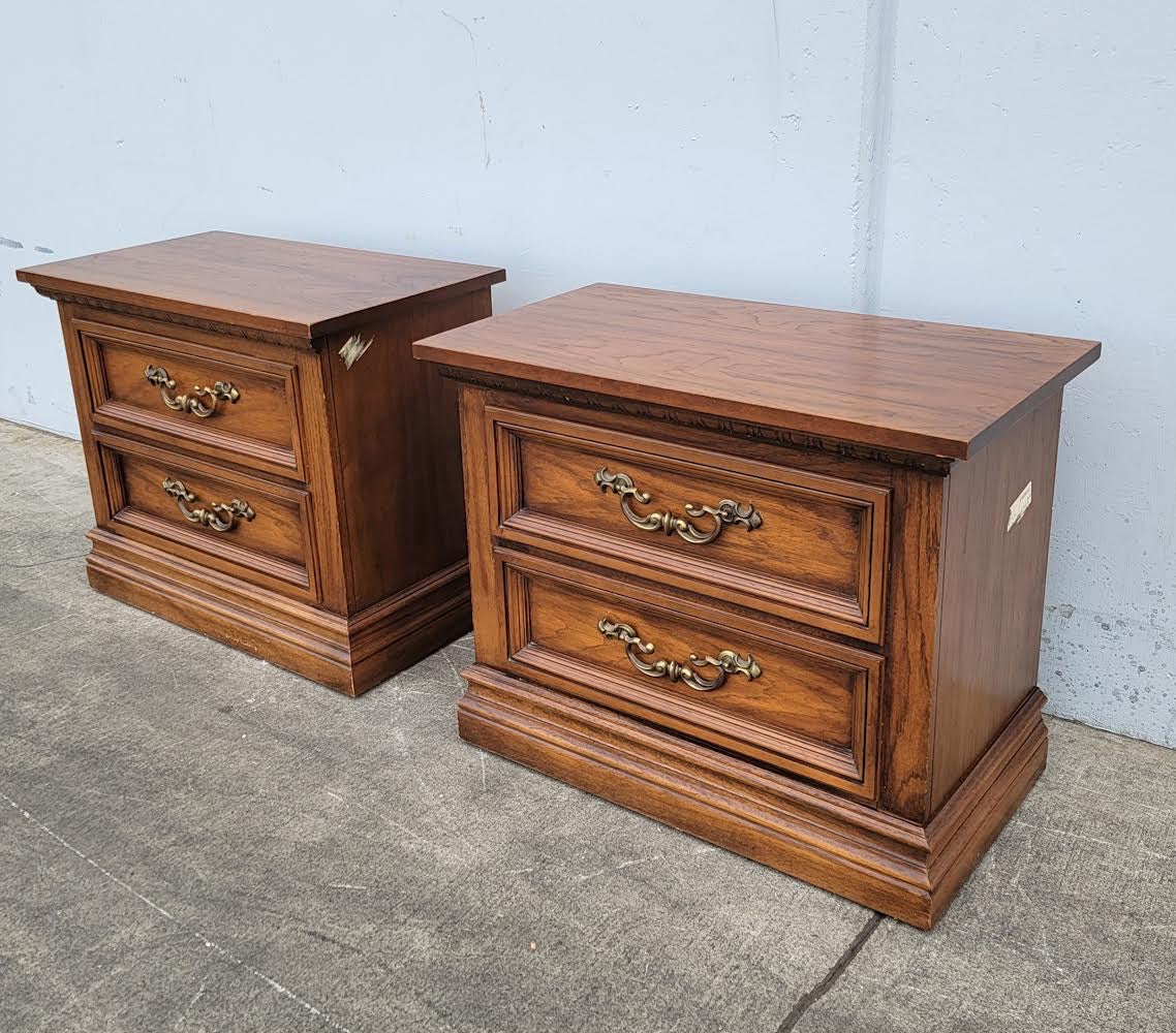 nightstands/ end/ side tables (2)