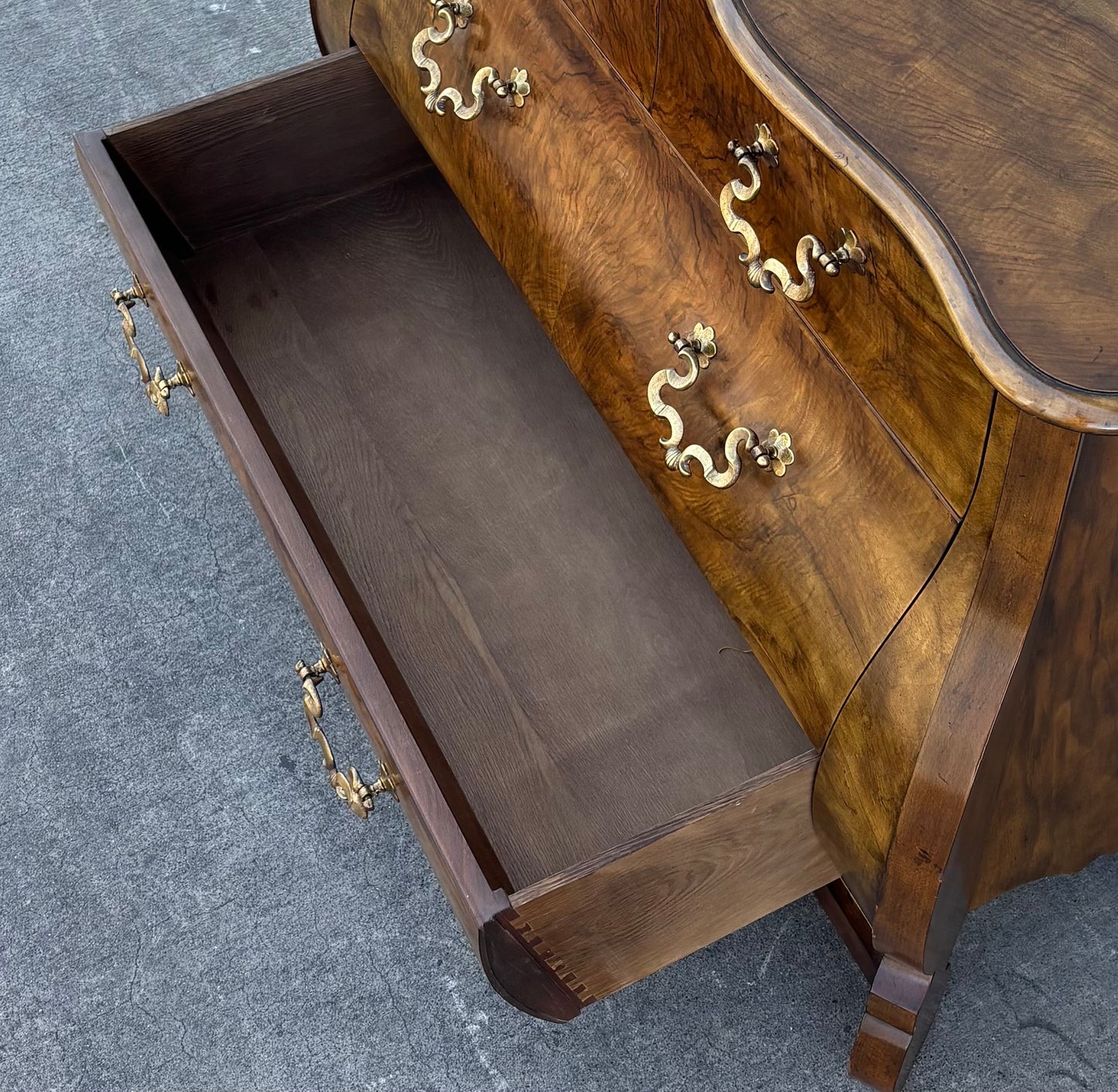 Baker dresser/ chest of drawers