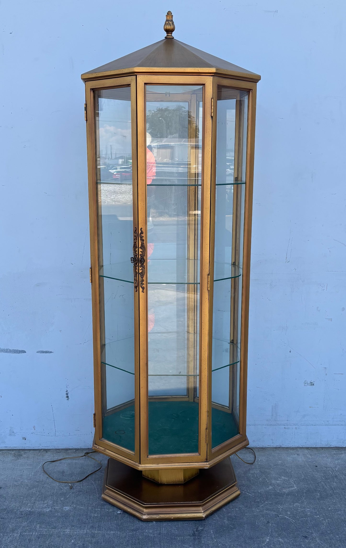 Mid Century Modern Octagonal China Display Cabinet Glass w Light