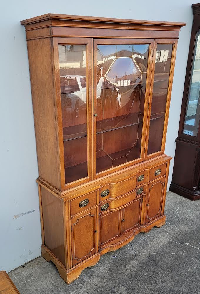 China display cabinet hutch antique/ vintage