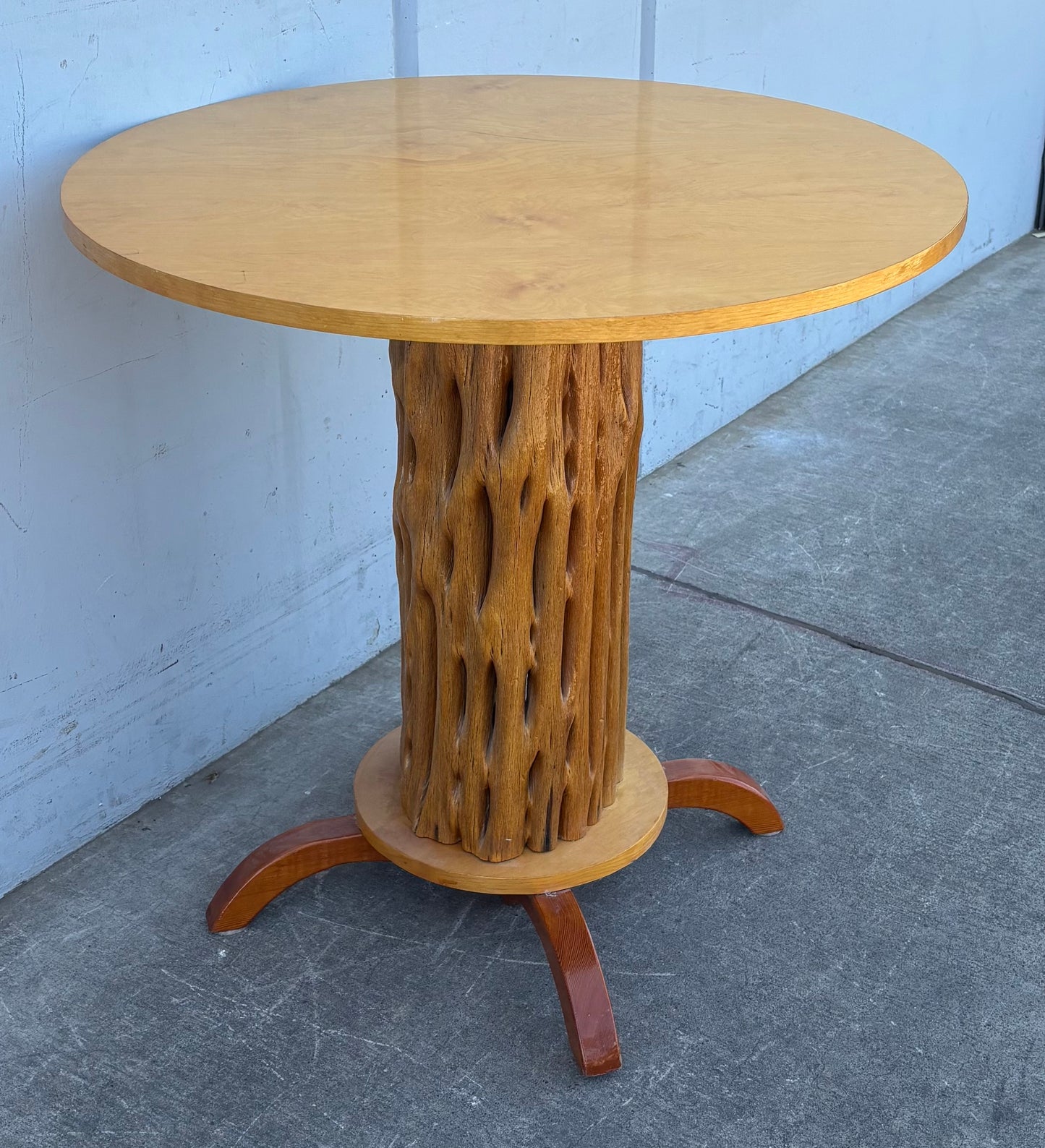 Small Area Table Round Wood
