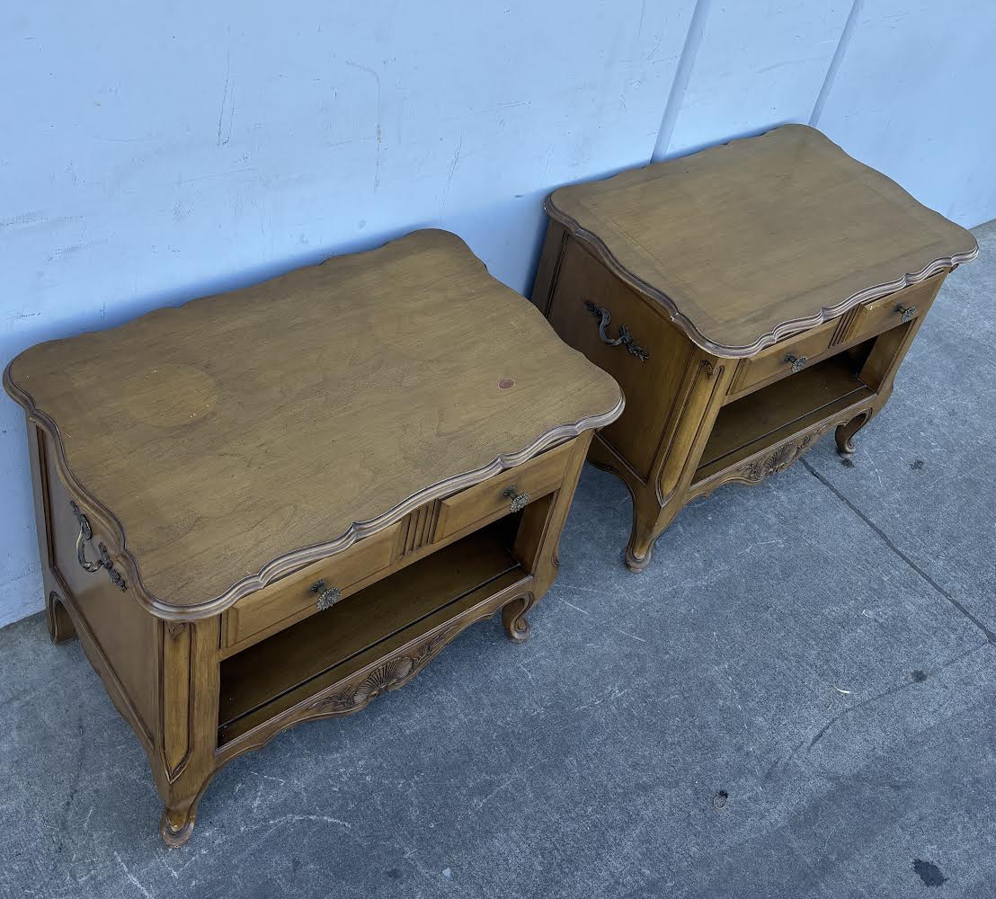 Pair French Bleached Oak Bedside Cabinets nightstands