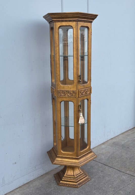 Curio display cabinet antique/ vintage