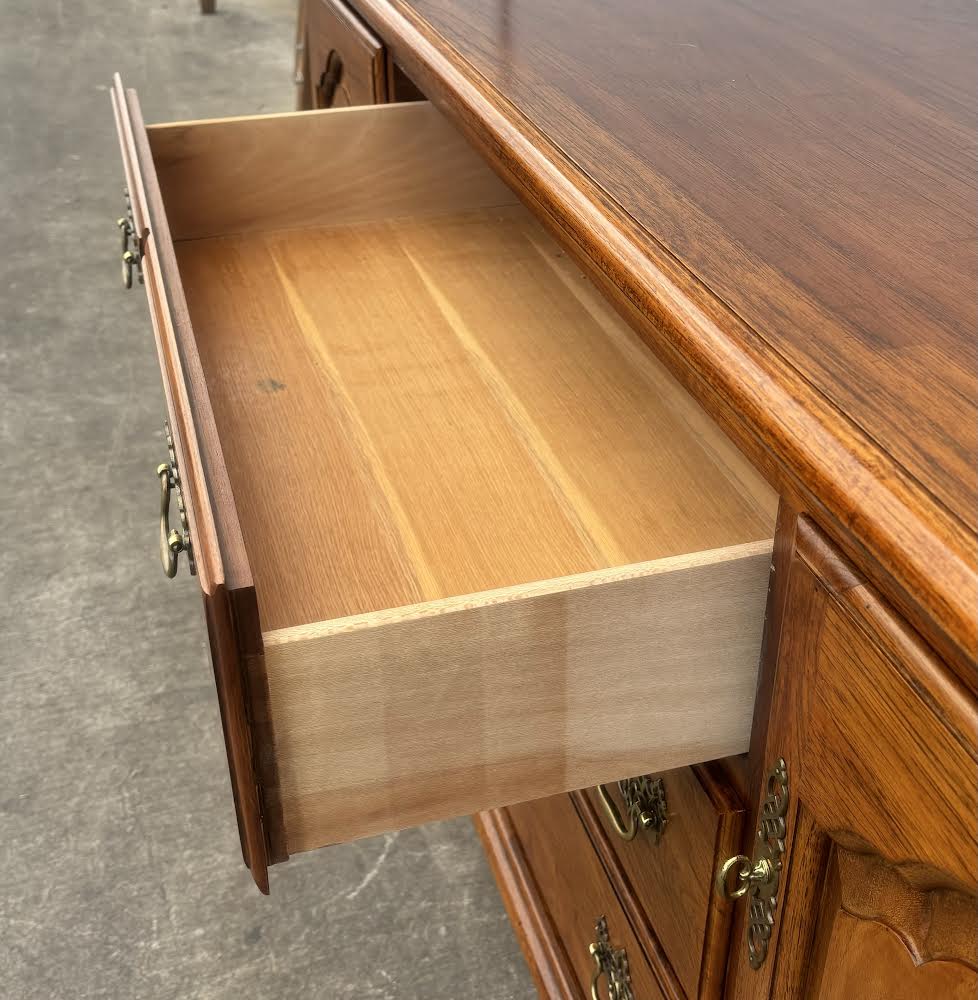 Thomasville Fisher Park Collection Buffet Dresser