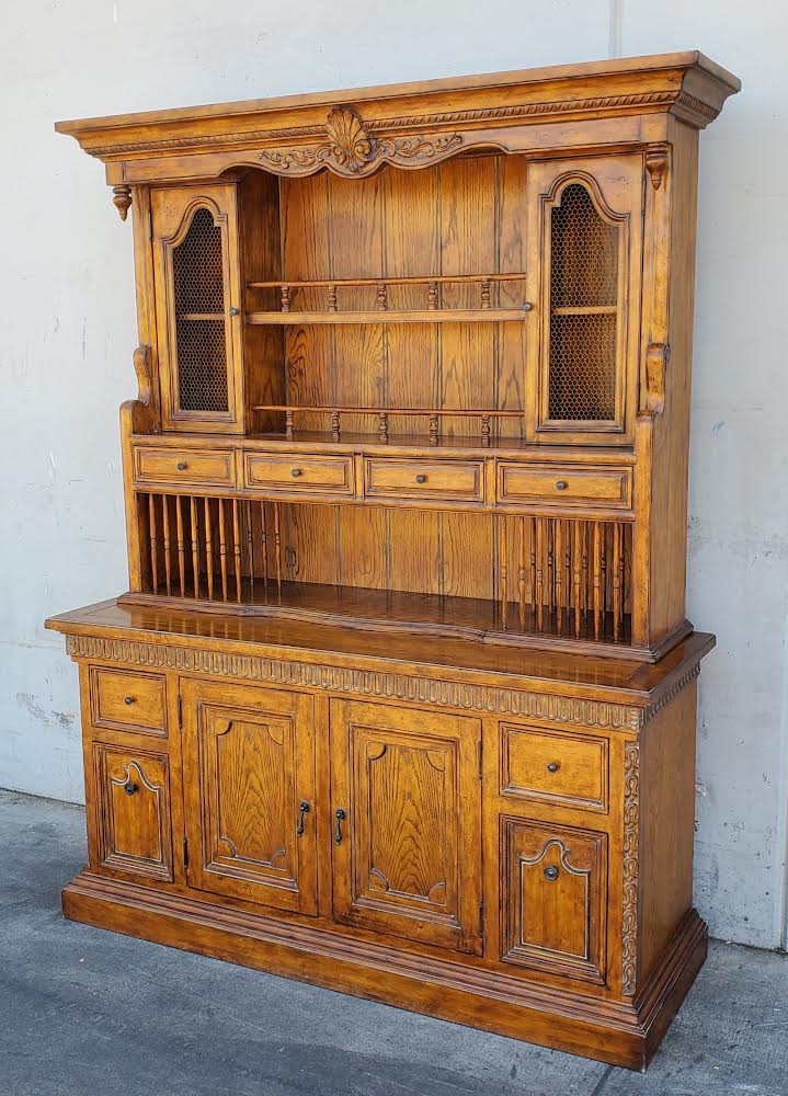 Lexington sideboard/buffet hutch antique/vintage