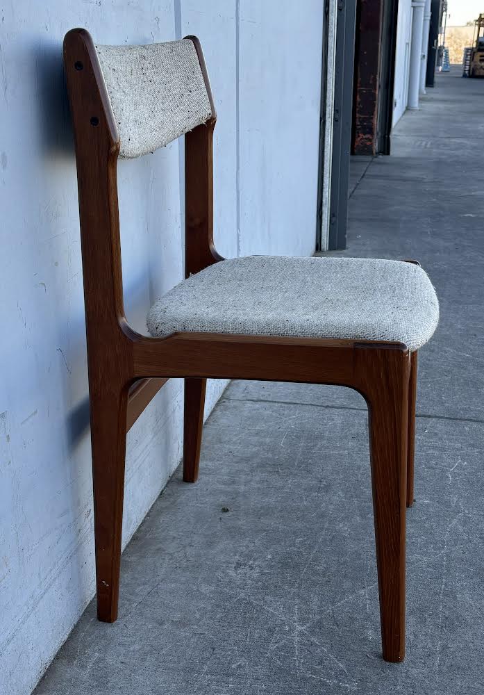 Mid Century Modern Chair