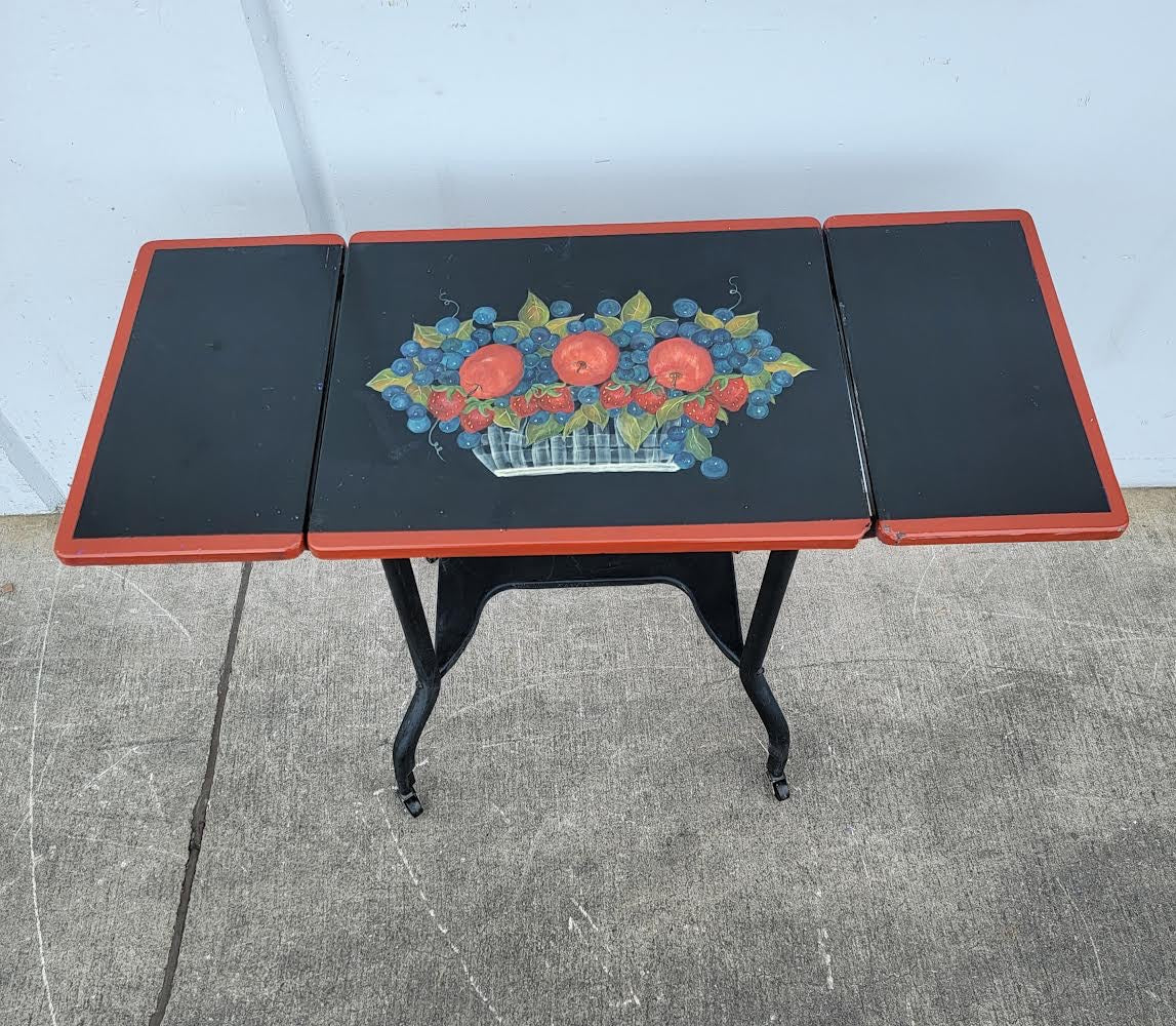 Restaurant deco table drop sides black