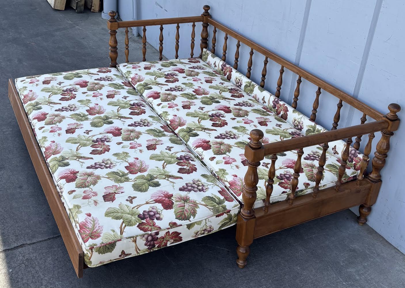 Vintage Mid Century Style Sofa Day Bed Floral Wood Ethan Allen