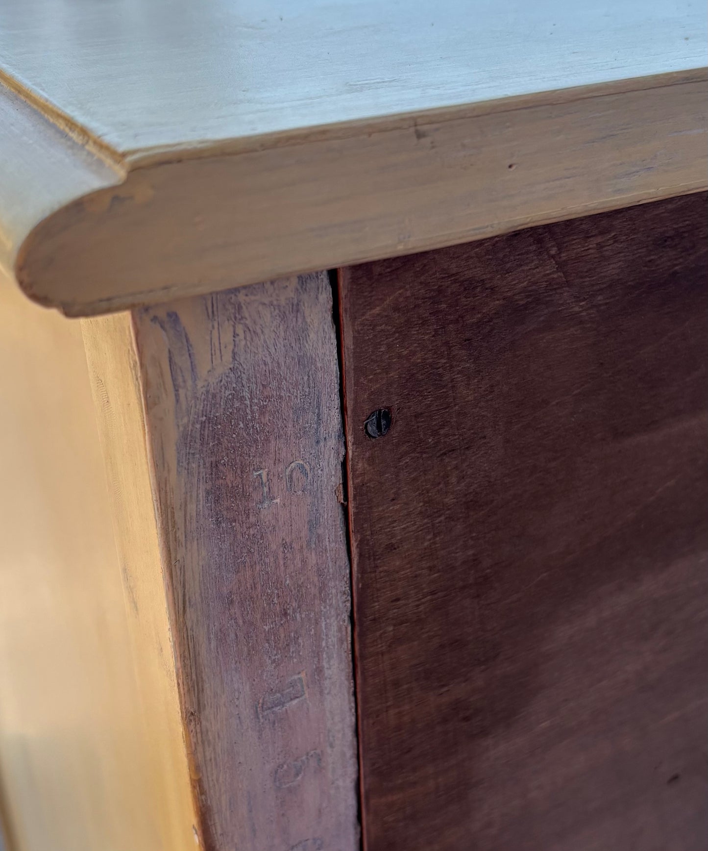 Off-white French style 5 drawer front chest