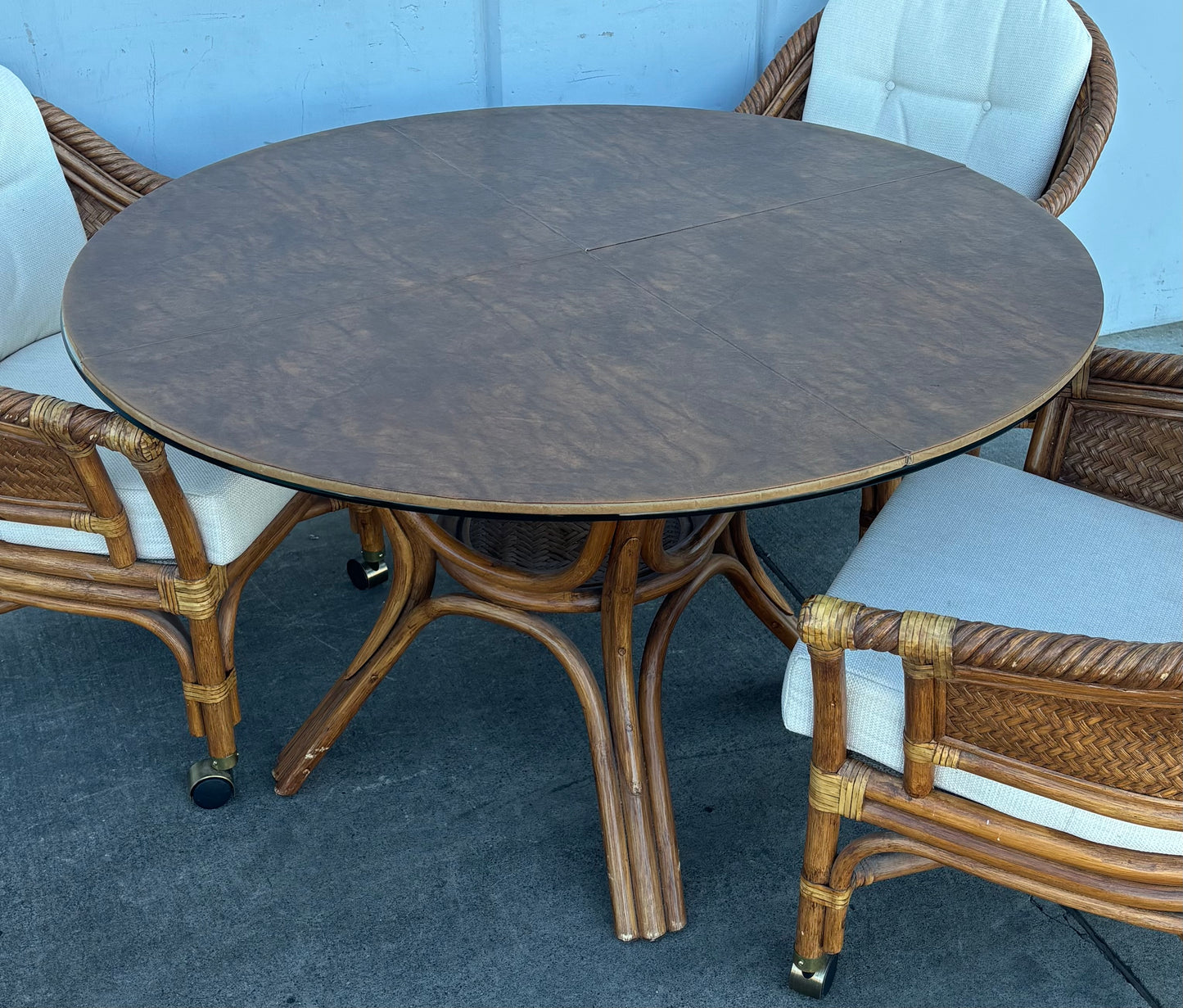 Dining set round glass table with 4 chairs on wheels and table cover rattan bamboo style