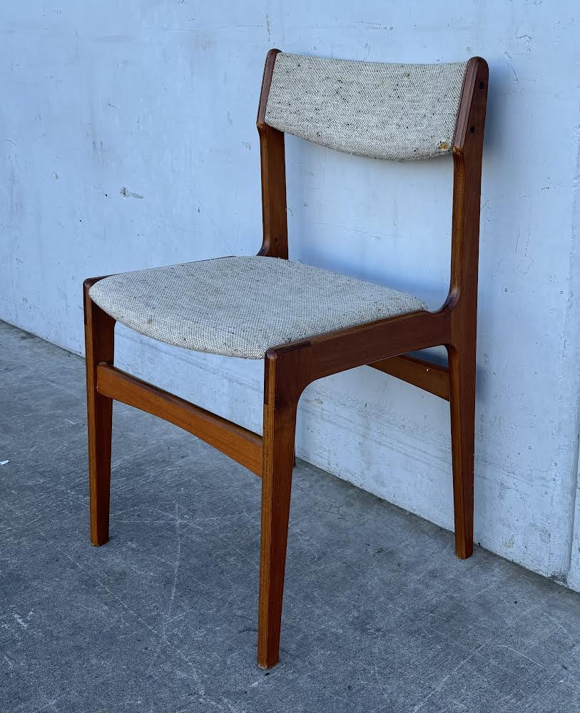 Mid Century Modern Chair
