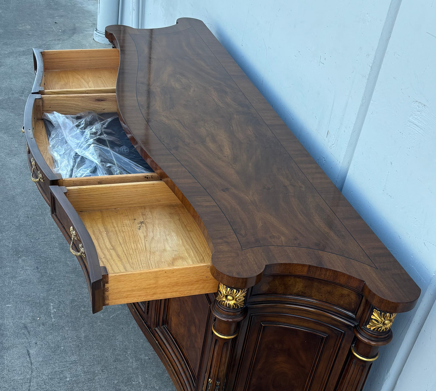 Karges sideboard/ buffet credenza cabinet dark wood