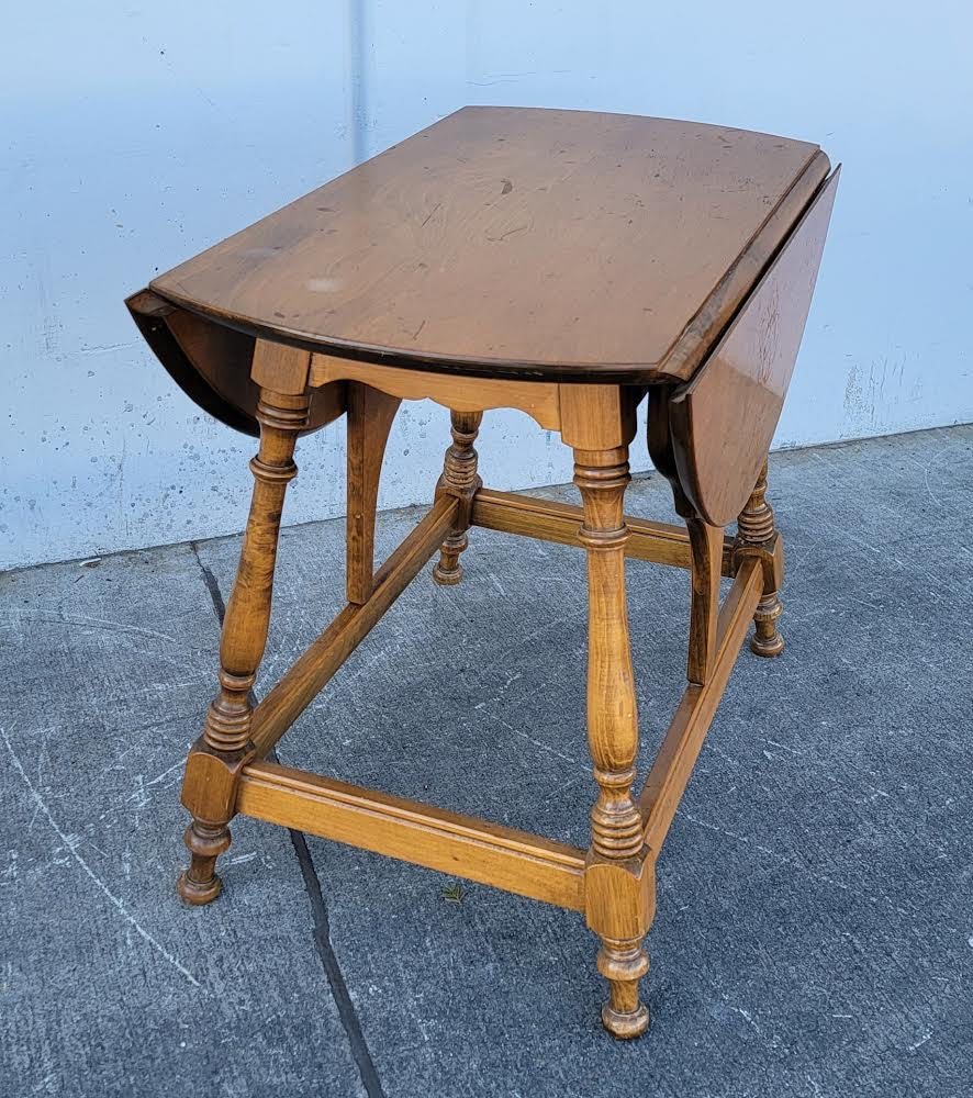 round table with drop leaf sides