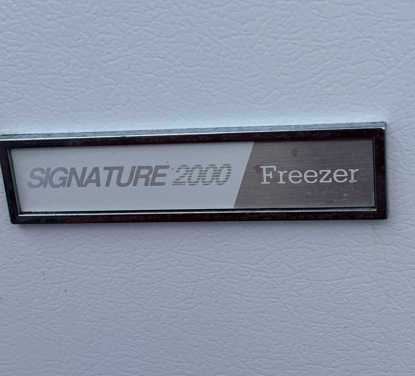 Montgomery ward signature 2000 upright freezer