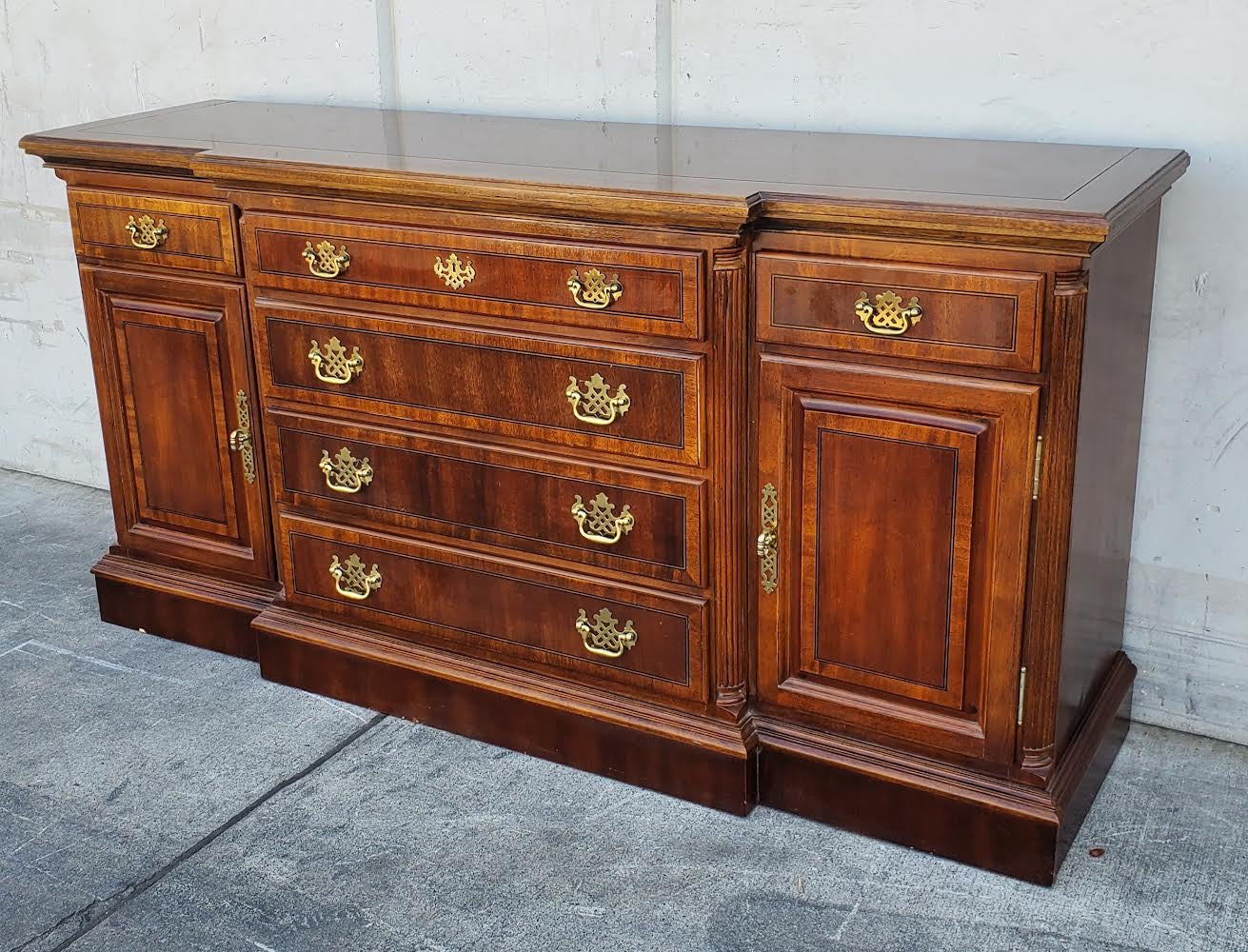 sideboard/buffet credenza cabinet Drexel style