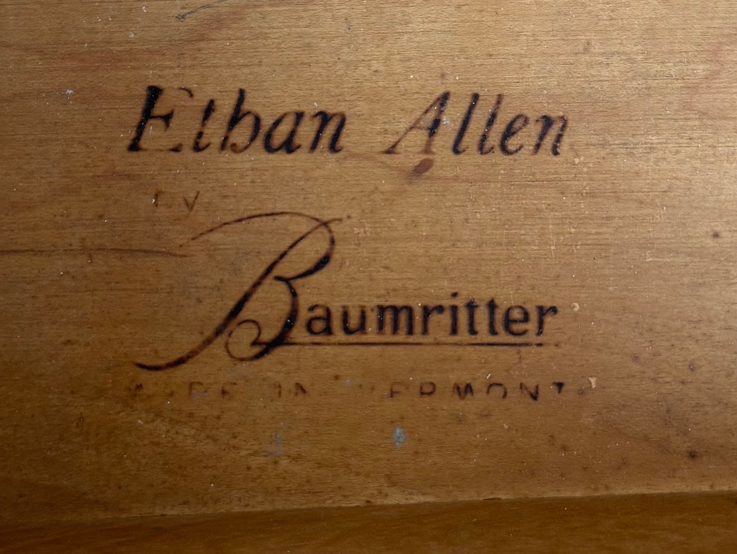 Ethan Allen dresser/ chest of drawers
