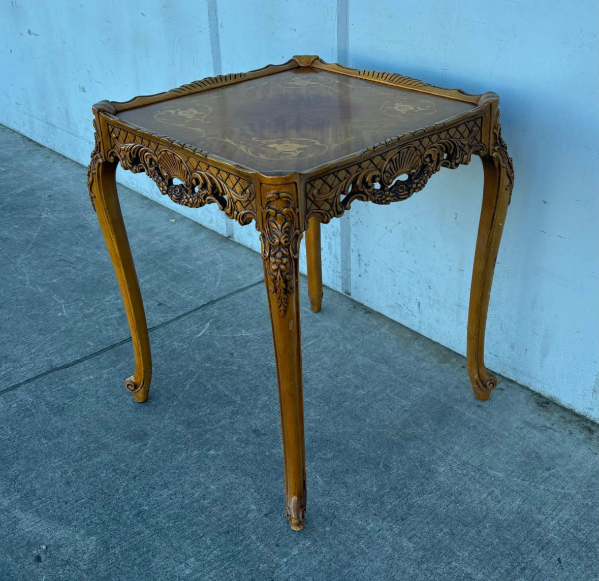 Antique French Provincial Ornate Hand Carved Accent End Table